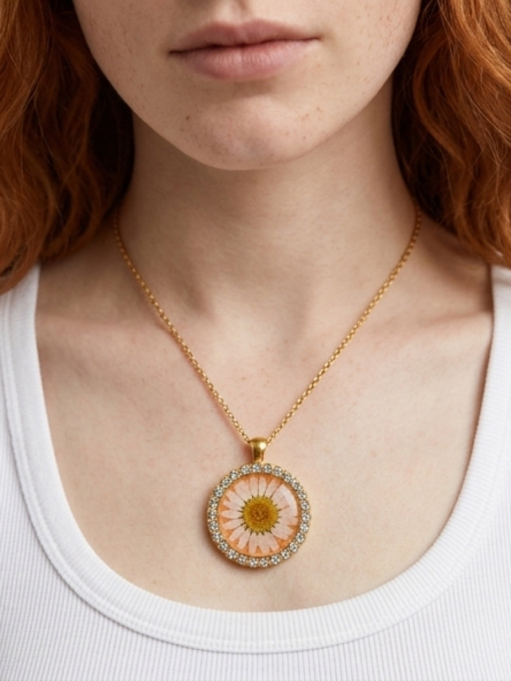 Collana con Margherita vera essiccata