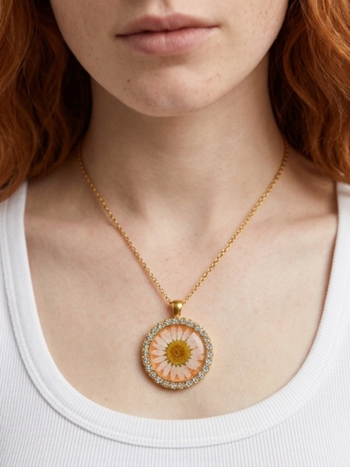 Collana con Margherita vera essiccata